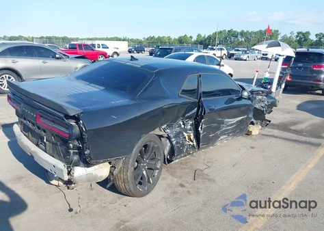 2017 Dodge Challenger Sxt Plus из США, поврежденный, VIN 2C3CDZAG5HH636202